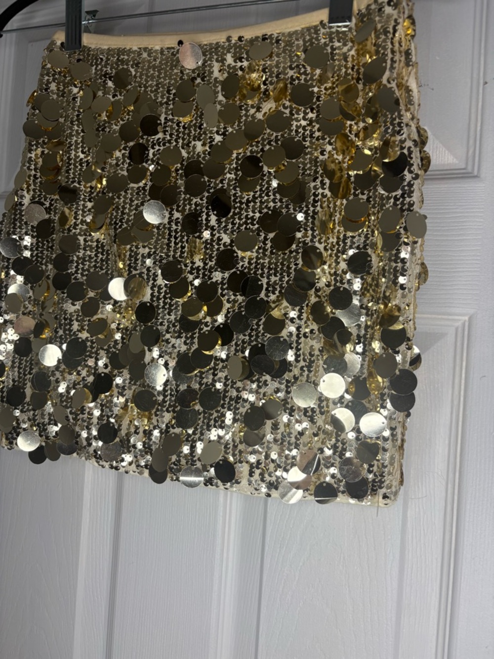 ✨Gold Sequin Mini✨ - Picture 4 of 4